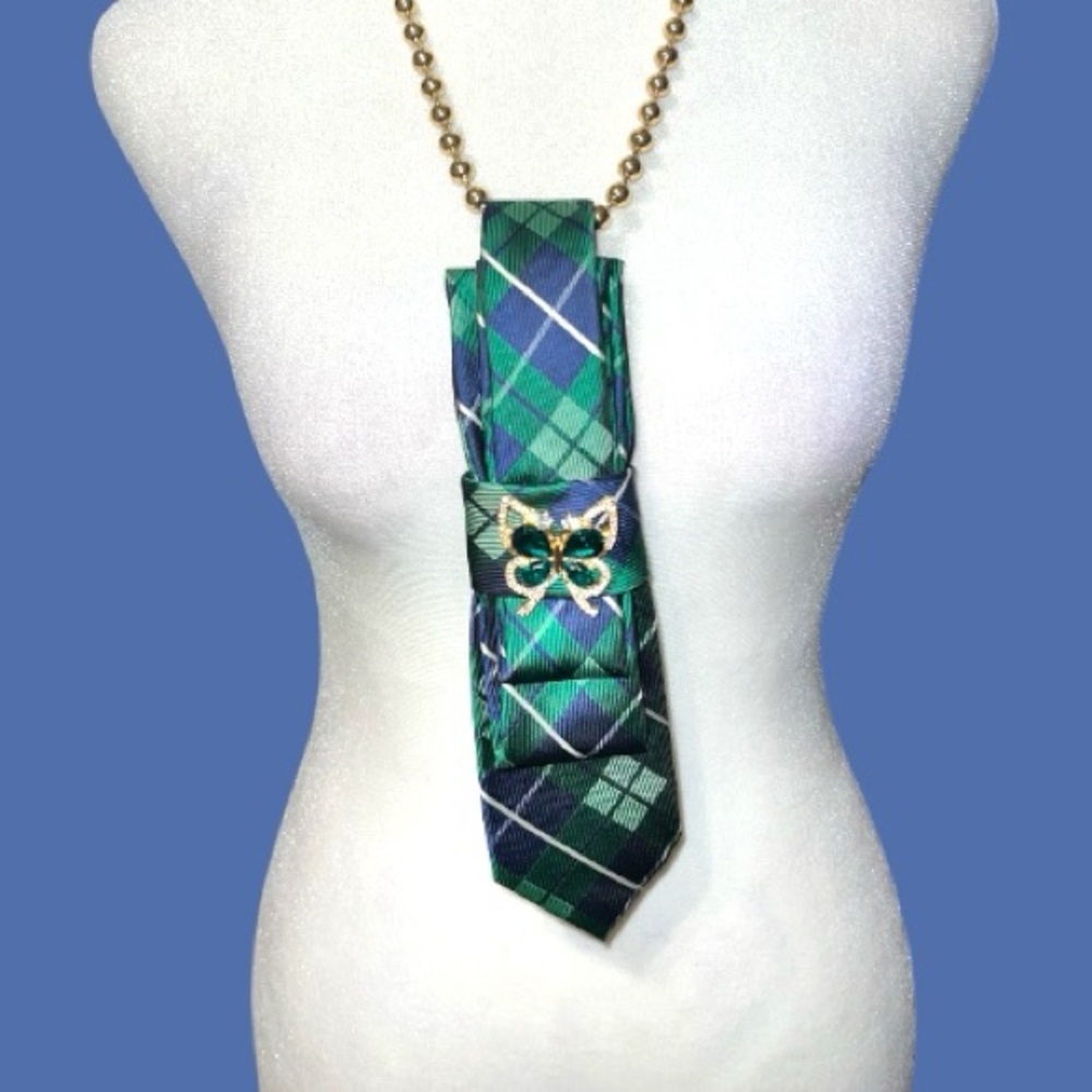 “Dainty Dapper”Green Plaid Necktie necklace with Butterfly Brooch